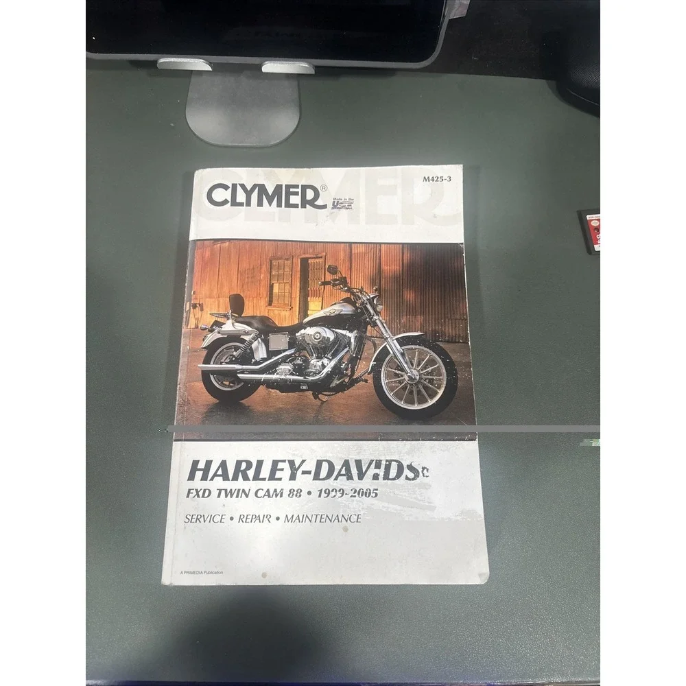 CLYMER Physical Book Harley-Davidson FXD Twin Cam 88 1999-2005 M425-3  - 3rd Ed.
